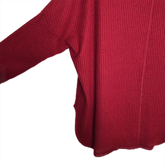 Urban Outfitters Waffle Knit Burgundy Oversized Thermal V Neck Sz M - Picture 7 of 9